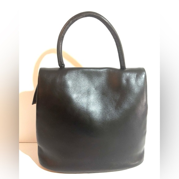Vintage satchel Elegant Black Leather Handbag - Picture 2 of 5